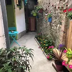 Du Fil, Apartment Le Lude